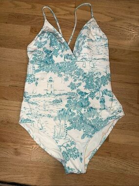 Vineyard vines women’s White & Teal Toile One-Piece Swimsuit